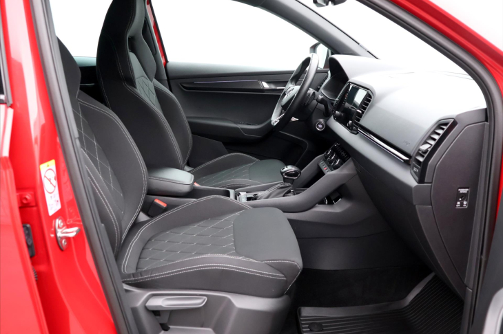Škoda Karoq 1,5 TSI 110kW DSG Sportline DPH CZ