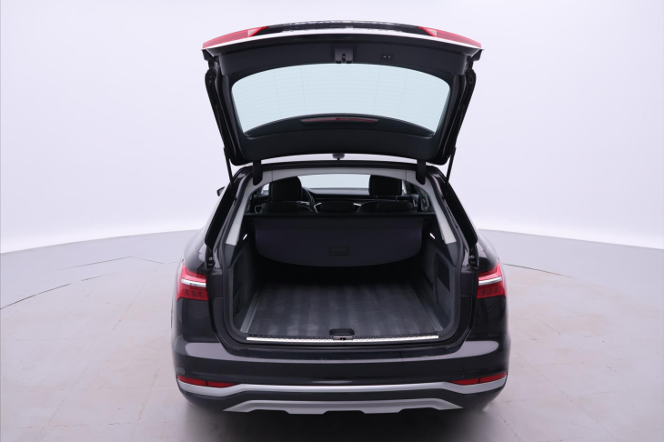 Audi A6 Allroad 3,0 50TDI Quattro DPH Panorama