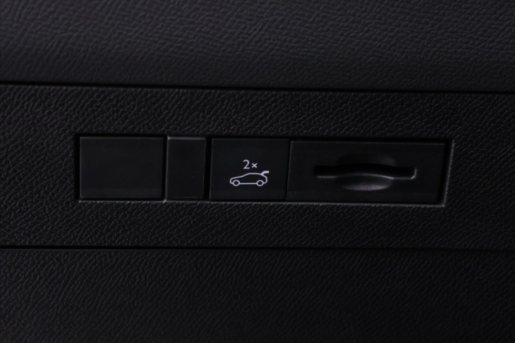 Opel Astra 1,2 96 kW Ultimate ST CZ TZ