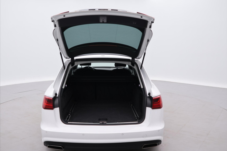 Audi A6 Avant 3,0 TDI 150KW KLIMA PANORAMA