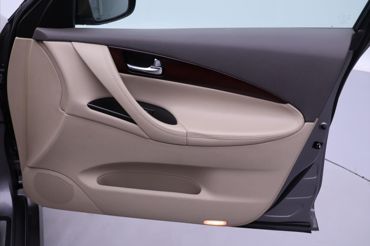 Infiniti EX35 3,5 i V6 212kW Automat Bose CZ