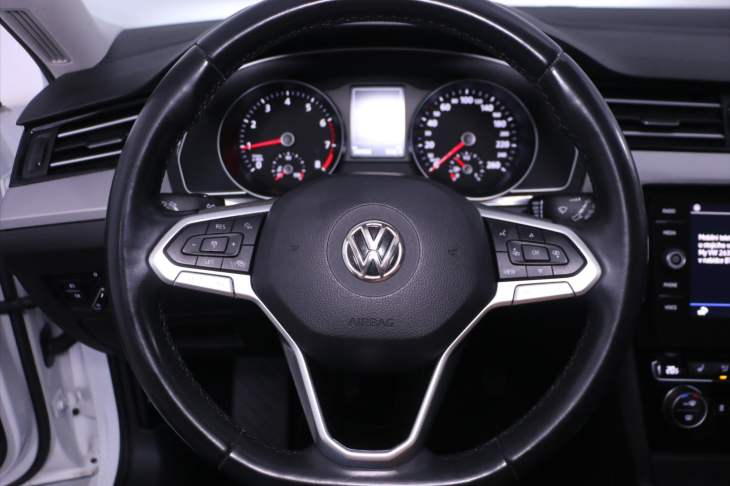 Volkswagen Passat 1,5 TSI LED Panorama Webasto
