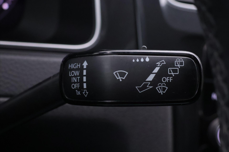 Volkswagen Golf 1,4 TSI 92kW CZ Highline LED