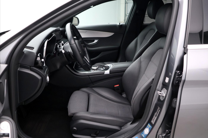 Mercedes-Benz Třídy C 2,0 220d Aut. Avantgarde