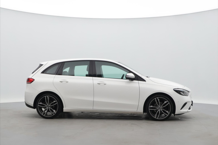 Mercedes-Benz Třídy B 1,5 180d 85kW Aut. Led Navi CZ