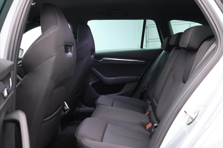 Škoda Octavia 2,0 TDI 110kW DSG Style DPH