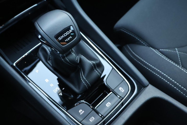 Škoda Karoq 2,0 TDI 4x4 DSG Sportline DPH