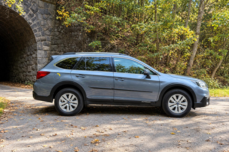 Subaru Outback 2,5 i 129kW 4x4 LPG Aut,klima Tažné
