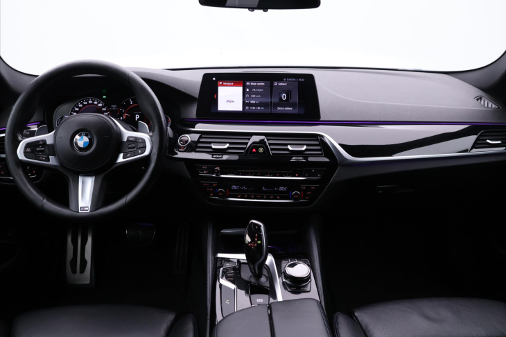 BMW Řada 5 3,0 530d xDrive 195kW M-paket