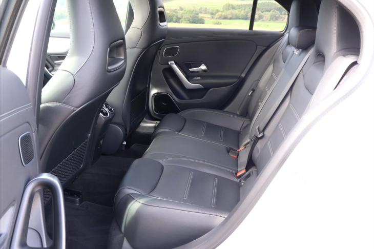 Mercedes-Benz Třídy A 2,0 45 S AMG 4Matic+ 310kW DPH