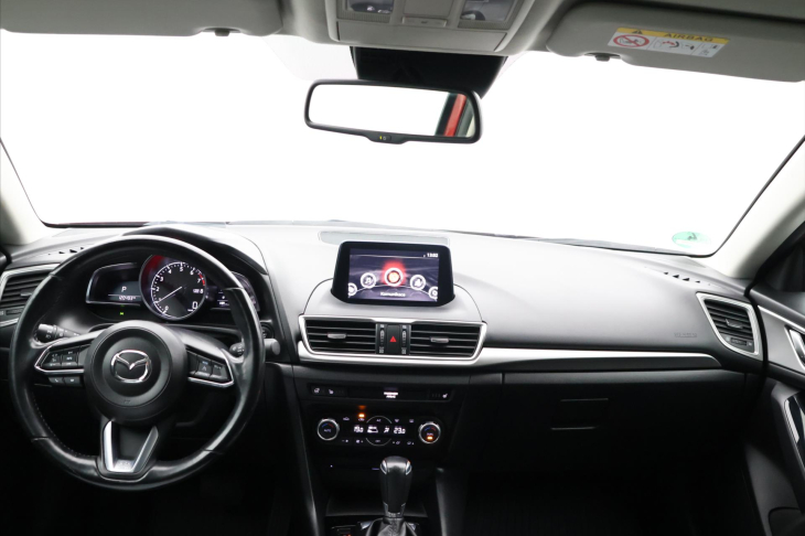 Mazda 3 2,0 G120 Automat Attraction