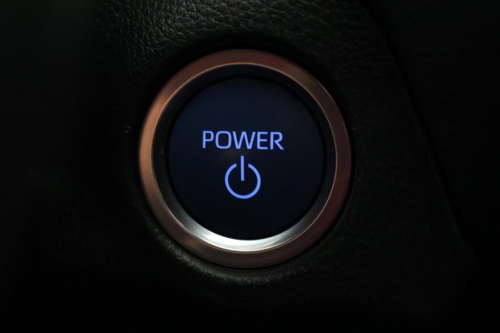 Toyota RAV4 2,5 Plug-In 136kW 4WD CZ DPH