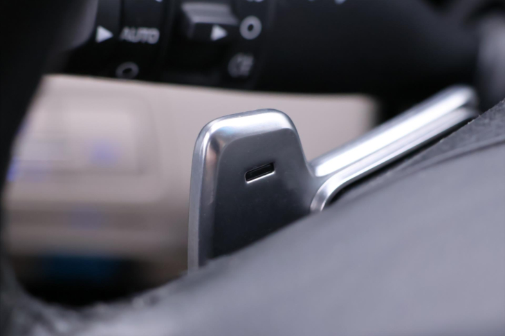 Hyundai Genesis 3,8 V6 232kW Exclusive 4x4 CZ