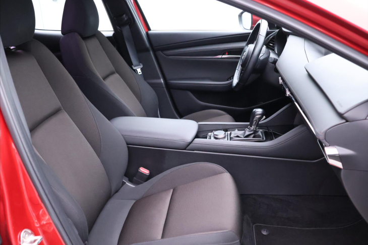 Mazda 3 2,0 Skyactiv-G122 Aut. Navi