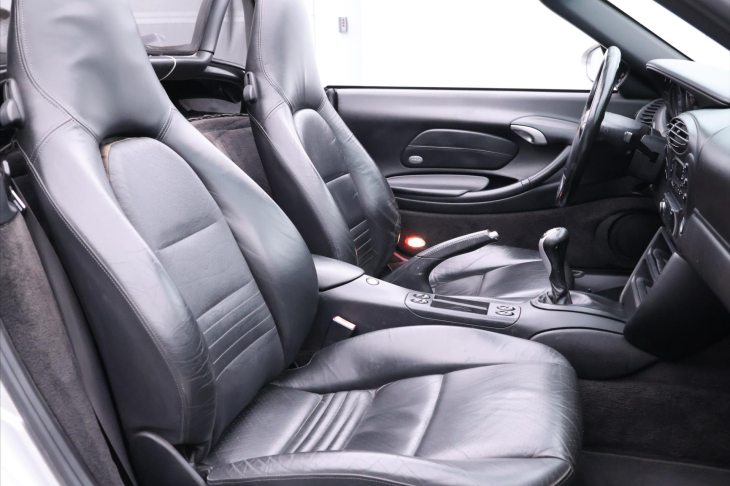 Porsche Boxster 2,7 986 2.7i 162kW Xenon