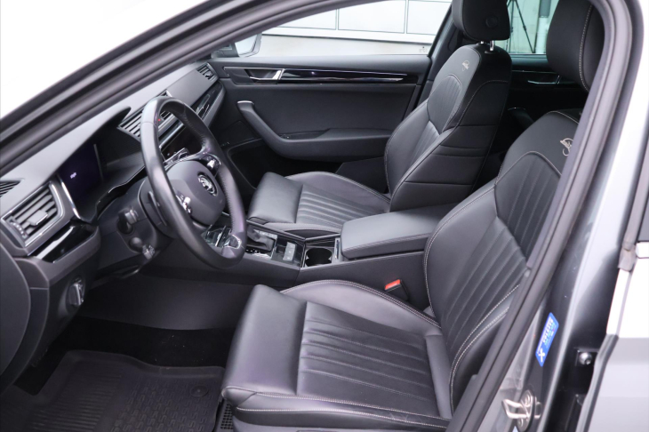 Škoda Superb 2,0 TDI 147kW L&K 4x4 DSG LED