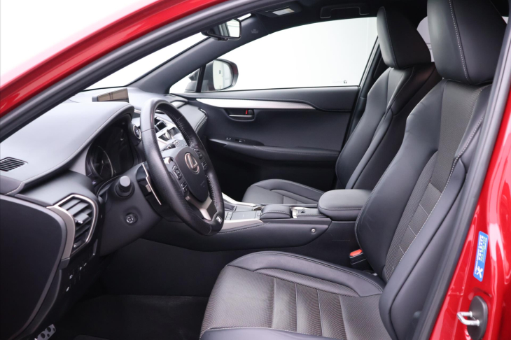 Lexus NX 300h 2,5 4WD 114kW