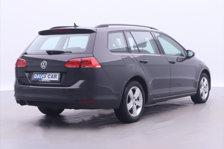 Volkswagen Golf 1,6 TDI Navi Aut.klima Kůže