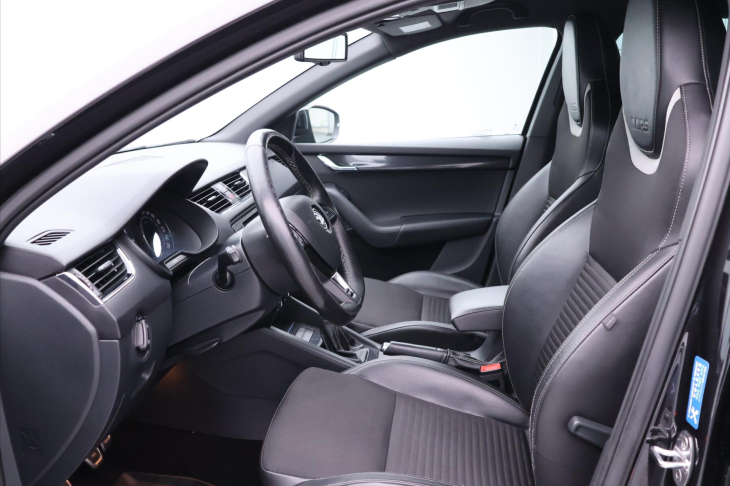 Škoda Octavia 2,0 TDI RS 135kW Xenon Kůže
