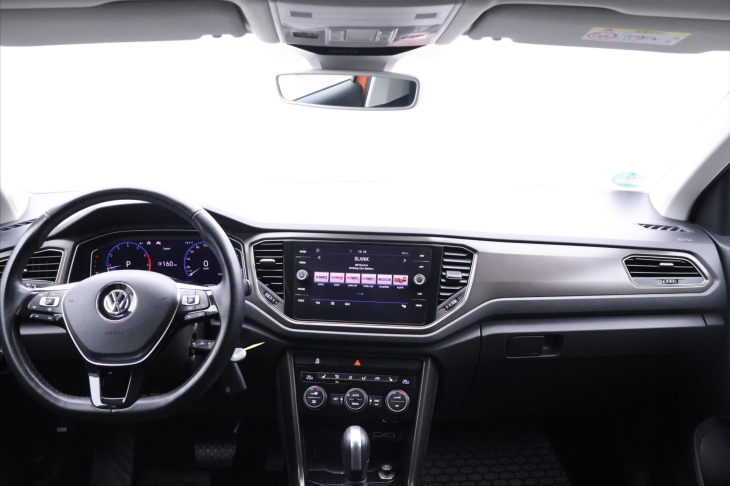 Volkswagen T-Roc 1,5 TSI DSG Design LED Tažné
