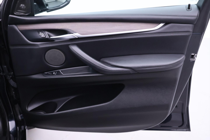 BMW X5 3,0 40d xDrive M Paket CZ DPH