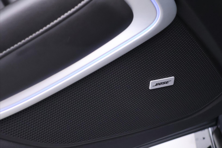 Chevrolet Camaro 6,2 SS i 339 kW Kůže BOSE Kamera