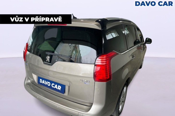 Peugeot 5008 2,0 HDI 110kW Kůže 7-Míst