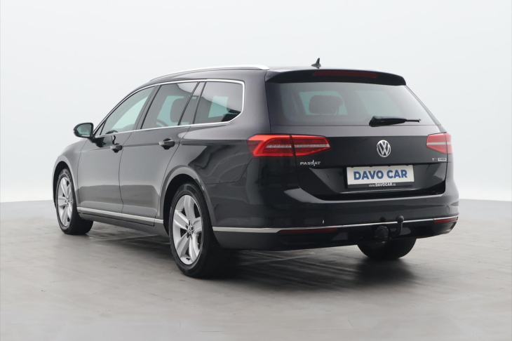 Volkswagen Passat 1,6 TDI Highline Tažné Panorama