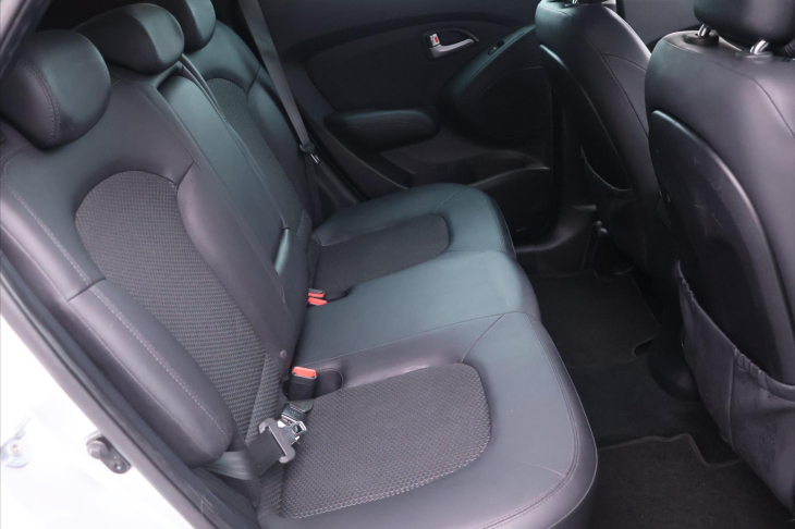 Hyundai ix35 1,6 GDI Business Navi Tažné