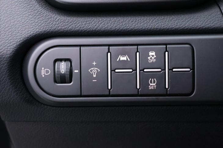 Kia Ceed 1,0 T-GDI 74kW Exclusive CZ