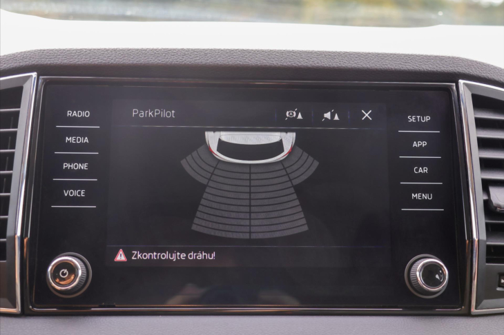 Škoda Karoq 2,0 TDI 110kW 4x4 CZ Ambition