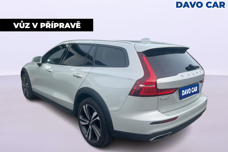 Volvo V60 2,0 D4 AWD CZ Cross Country