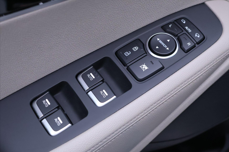 Kia Sorento 2,2 CRDi 147kW 4x4 Premium Záruka