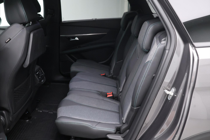 Peugeot 5008 1,5 HDi 130k Aut CZ 7-Míst DPH