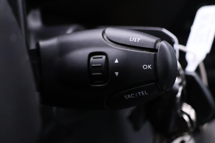 Peugeot Expert 2,0 HDI 90kW 6 Míst DPH