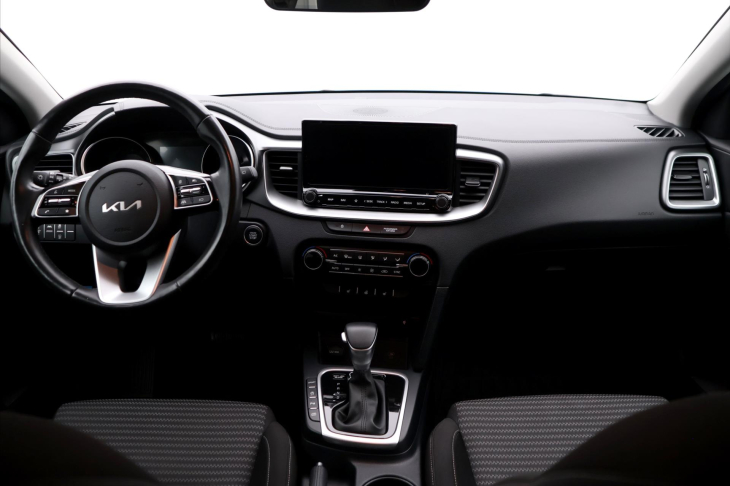 Kia Ceed 1,5 118 kW T-GDI CZ Zaruka LED
