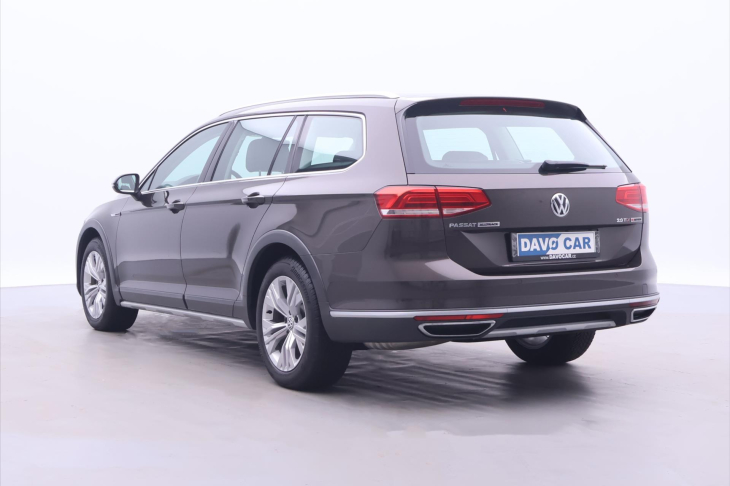 Volkswagen Passat 2,0 TDI 140kW DSG LED Alltrack