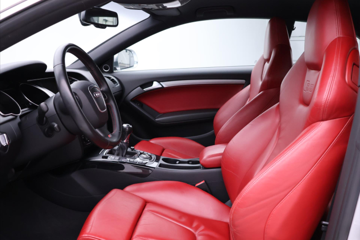 Audi S5 4,2 FSI quattro 260kW Kůže