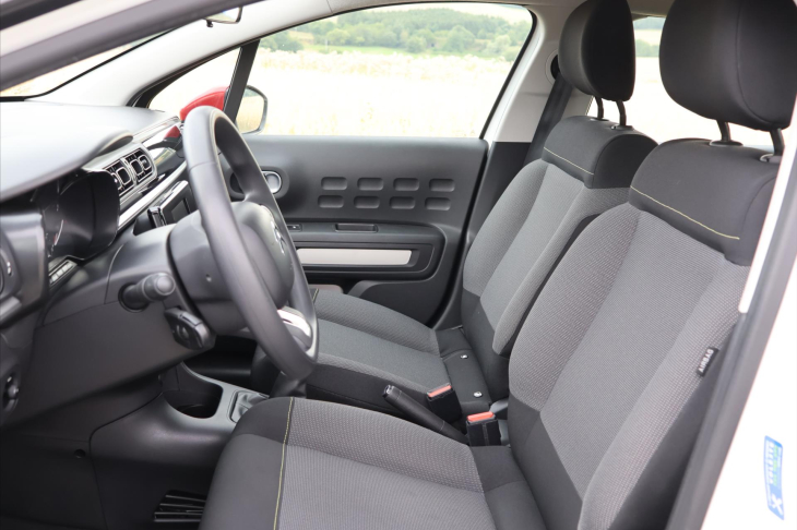 Citroën C3 1,2 PT 60kW CZ Shine Serv.Knih