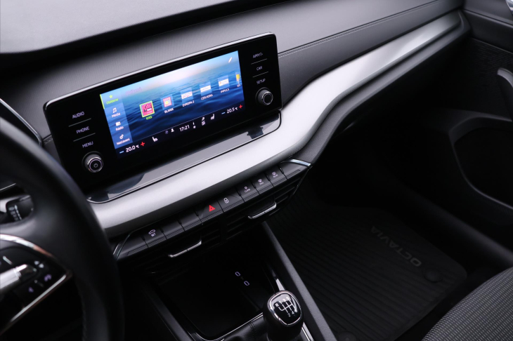 Škoda Octavia 2,0 TDI 85kW Ambition CZ