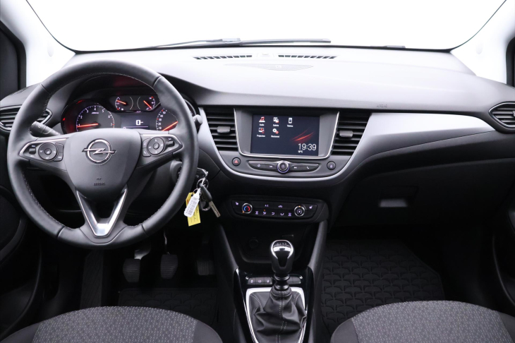 Opel Crossland X 1,2 T 81kW Aut.klima CZ