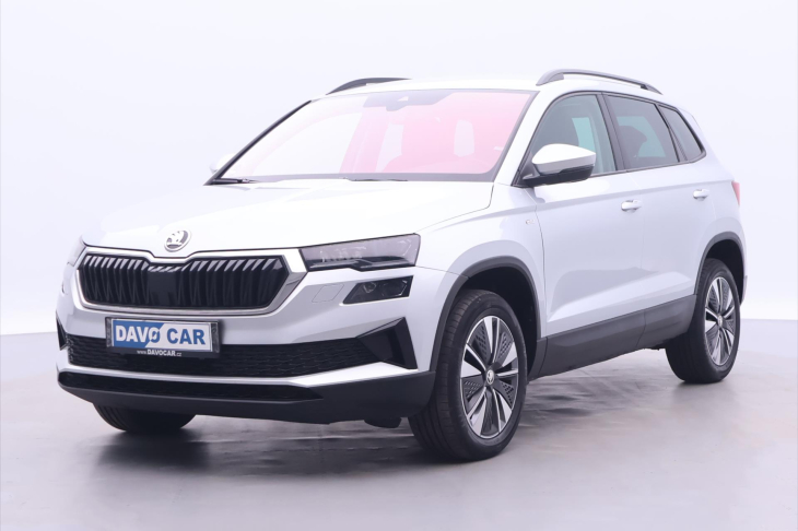 Škoda Karoq 2,0 TDI DSG Tour Virtual DPH