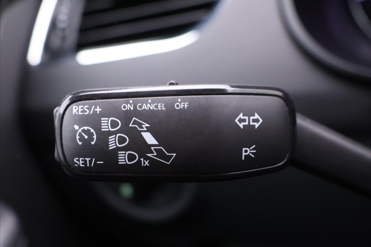 Škoda Octavia 2,0 TSI 169kW RS230 Xenon Kůže