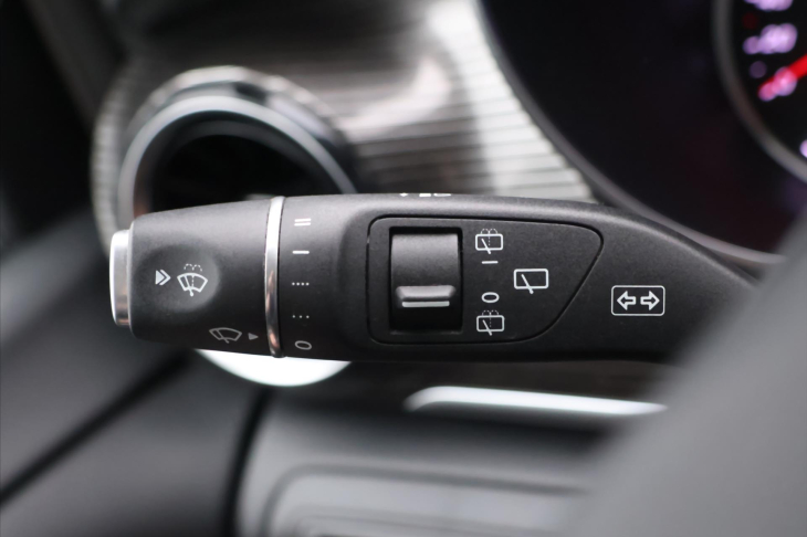 Mercedes-Benz Třídy V 2,0 220d Aut. Avantgarde L DPH