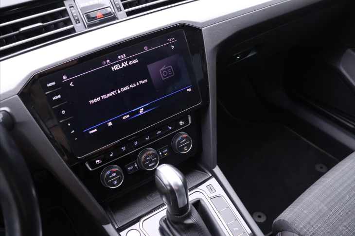Volkswagen Passat 2,0 TDI DSG Virtual Business