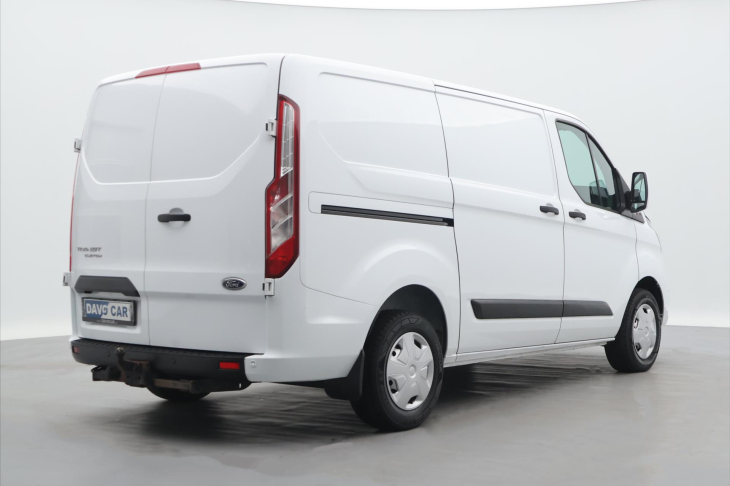 Ford Transit Custom 2,0 TDCi 96 kW Dílna DPH Tažné