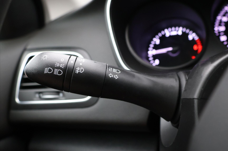 Renault Mégane 1,6 SCe 84kW Life Grandtour CZ