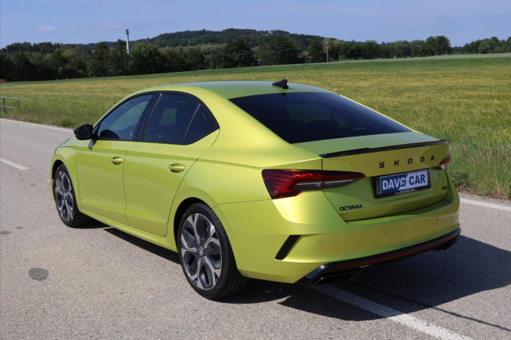 Škoda Octavia 2,0 TSI DSG RS DPH 1.maj CZ