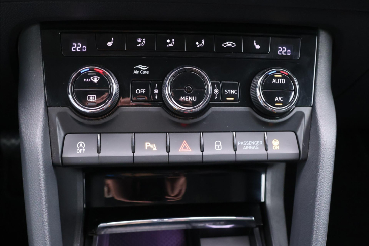 Škoda Karoq 1,5 TSI 110kW Style CZ 1.Maj