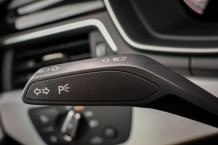 Audi A4 2,0 TFSI S-line Virtual DPH